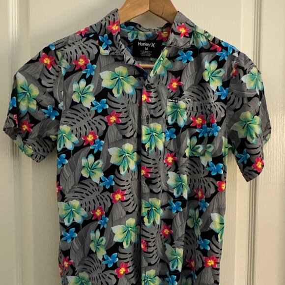 Hurley Hawaiin Shirt - Picture 3 of 5